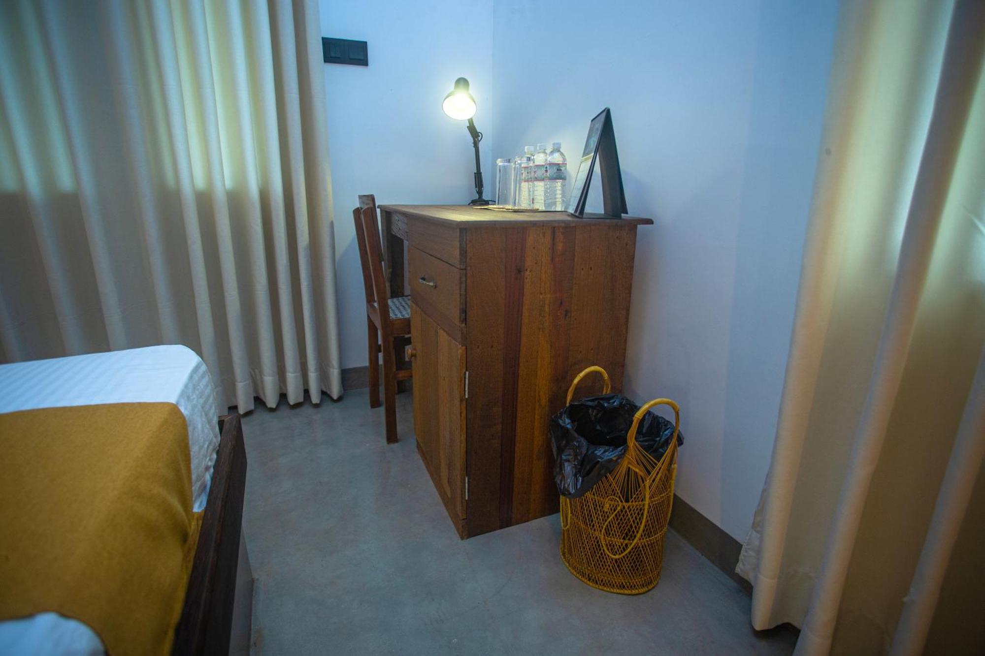 Aki Luna Lagoon Resort Hikkaduwa Εξωτερικό φωτογραφία