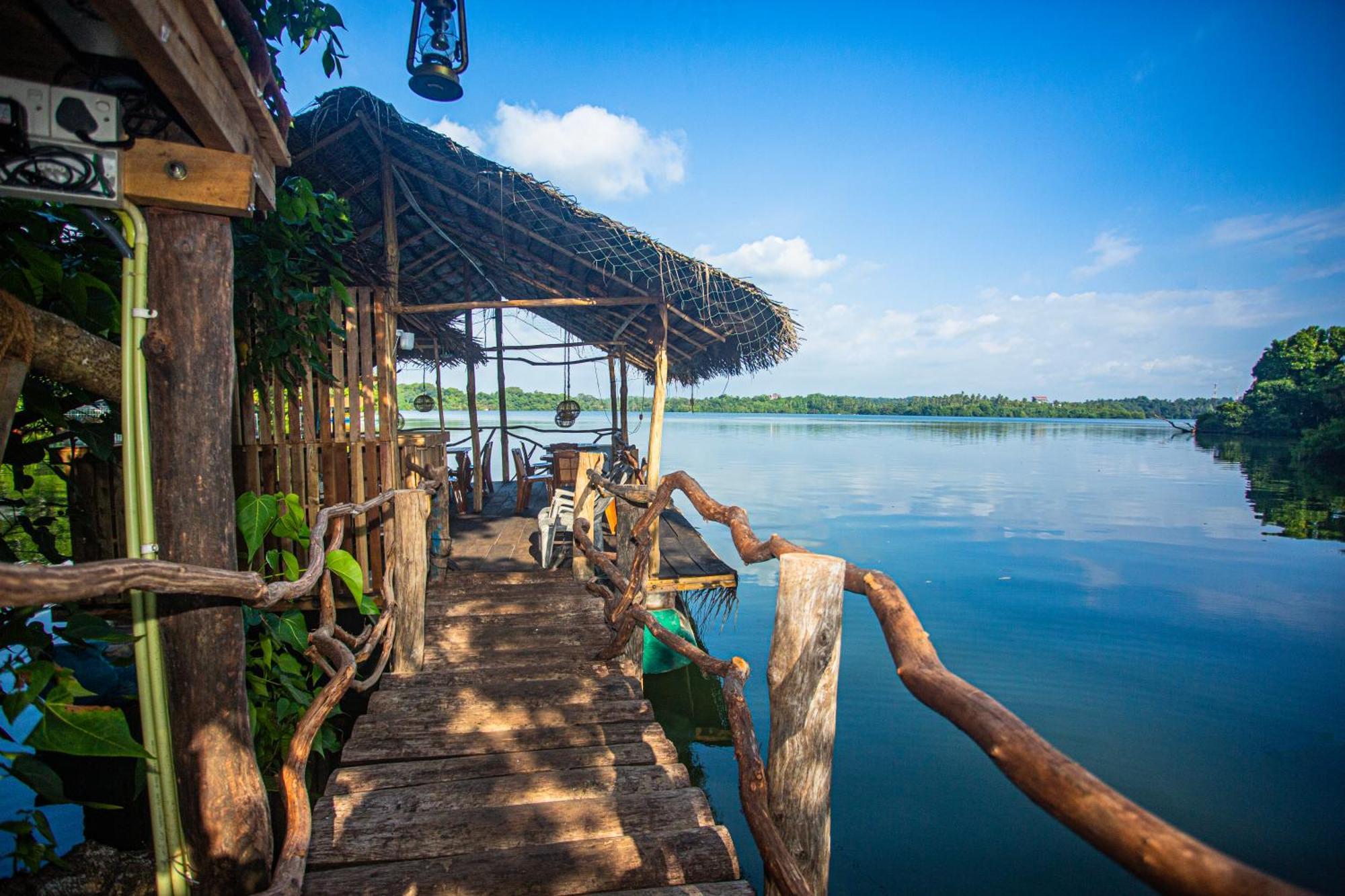 Aki Luna Lagoon Resort Hikkaduwa Εξωτερικό φωτογραφία