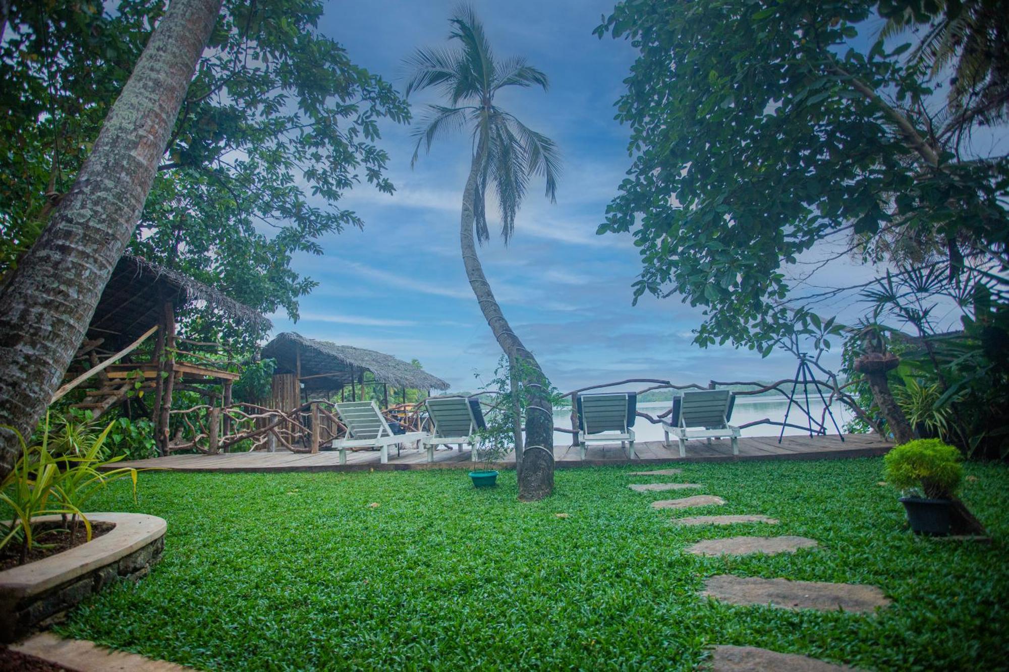 Aki Luna Lagoon Resort Hikkaduwa Εξωτερικό φωτογραφία