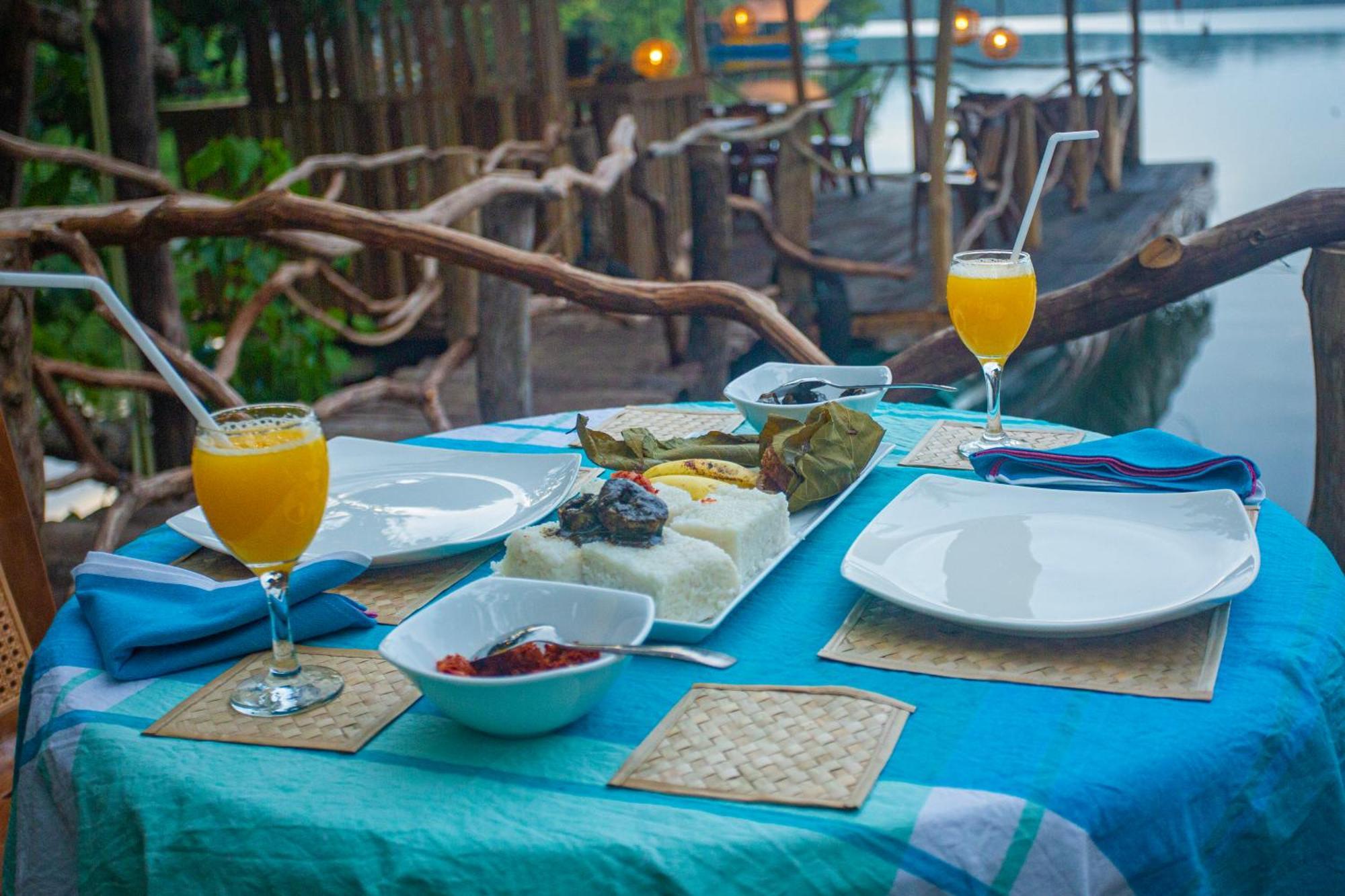 Aki Luna Lagoon Resort Hikkaduwa Εξωτερικό φωτογραφία